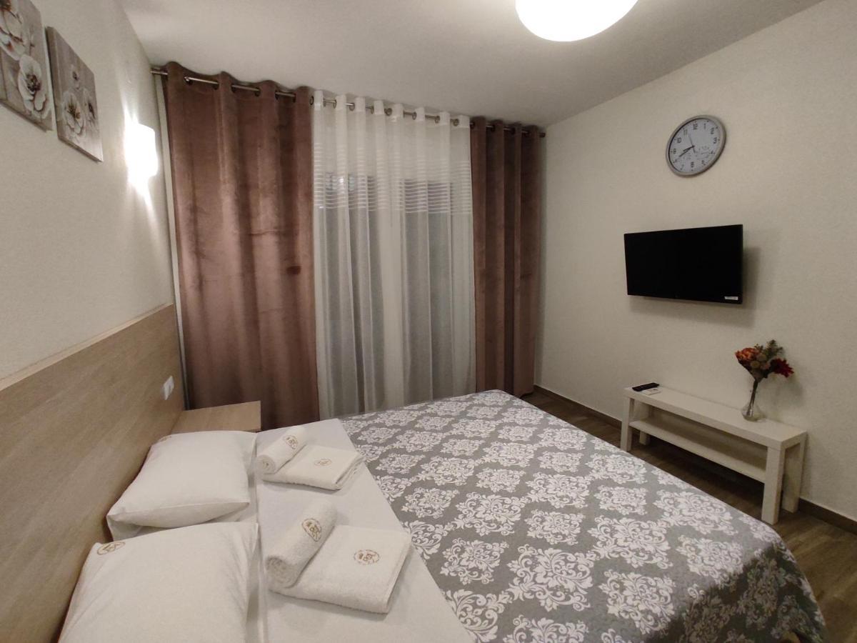 Royals Apartments Nikiti  Eksteriør billede