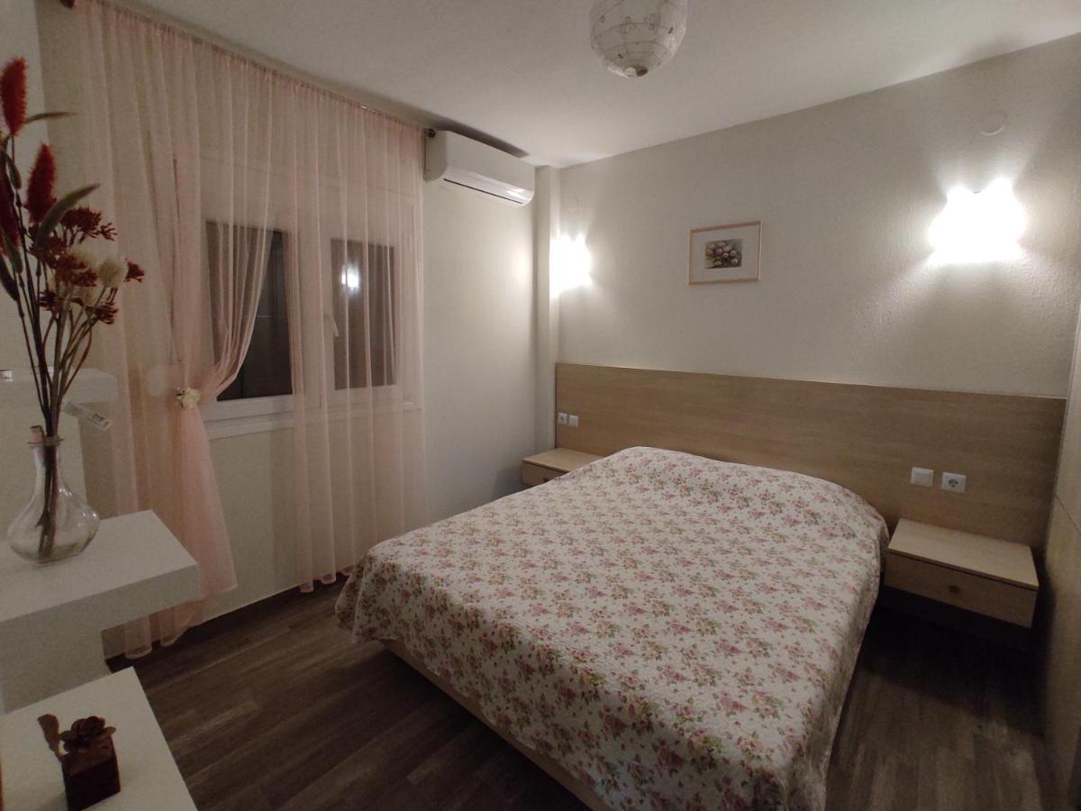 Royals Apartments Nikiti  Eksteriør billede